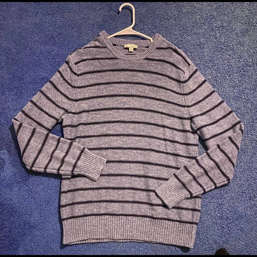 ⭐️3/$20 Gap Men’s Cotton Striped Sweater